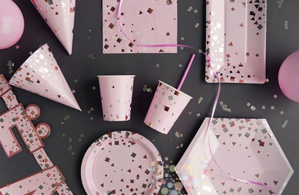Тарелки шестигранные "Конфетти Party, розовые"