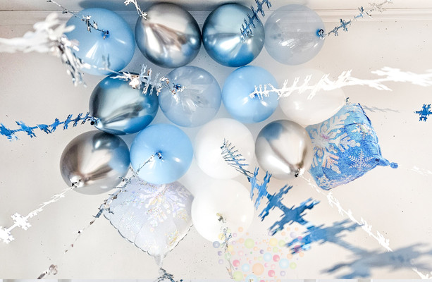 Воздушный шар Набор шаров под потолок "Новогодние снежинки" 17 штук 