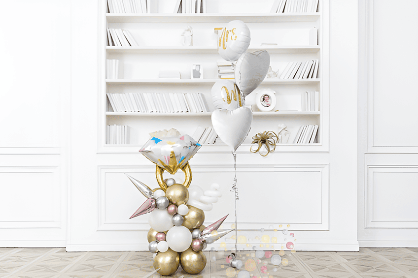 Тематические наклейки и символы