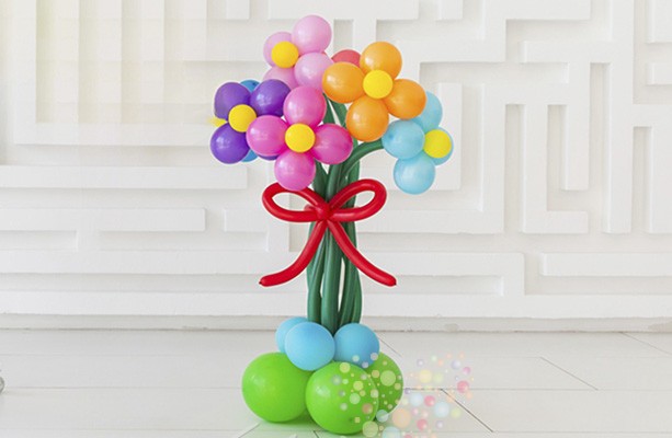 Воздушный шар Композиция "7 цветов на стойке"