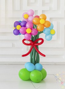 Воздушные шары Композиция "7 цветов на стойке"