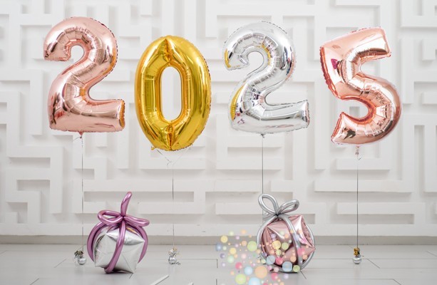 Воздушный шар Гелевые цифры 2025 на грузиках ( цвет на выбор)